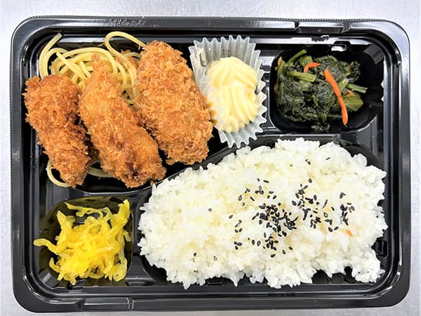 広島県産かき使用
              カキフライ弁当